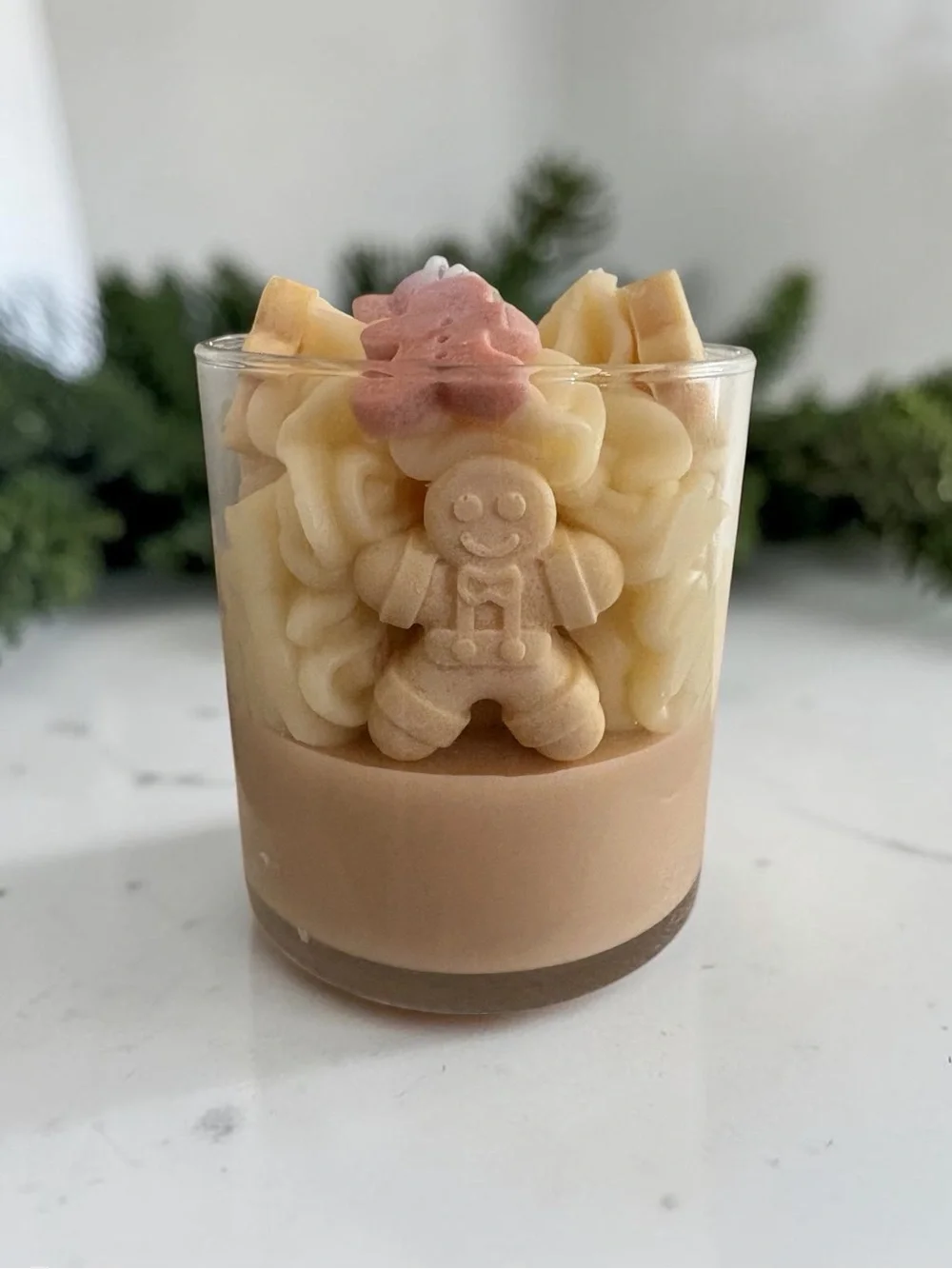 Gingerbread lane 16 oz handmade candle